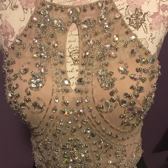 Nude & black beaded cocktail dress - Picture 3 of 8